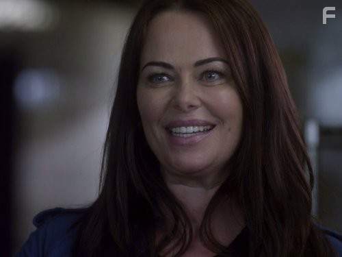 Polly Walker in Хранилище 13 (2009)