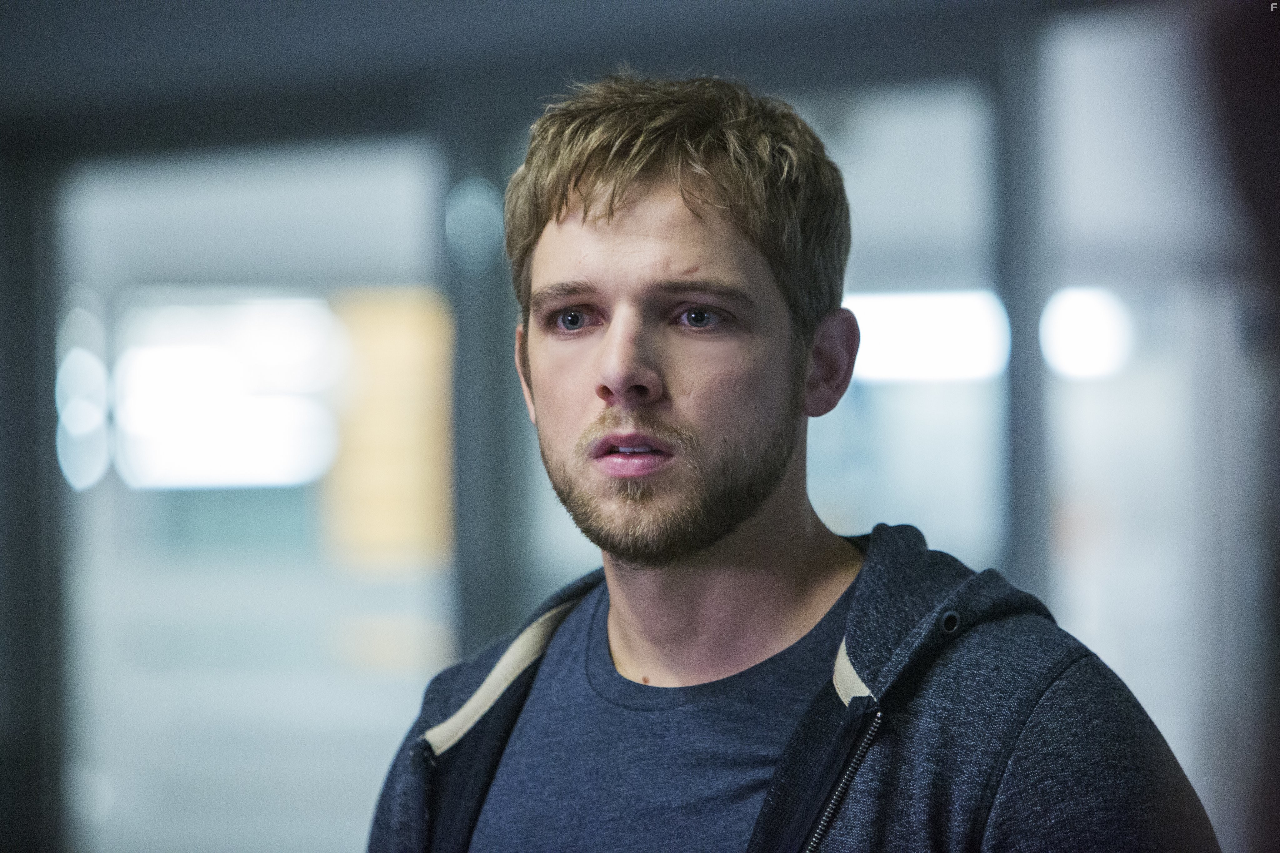 Max Thieriot in Мотель Бейтсов (2013)
