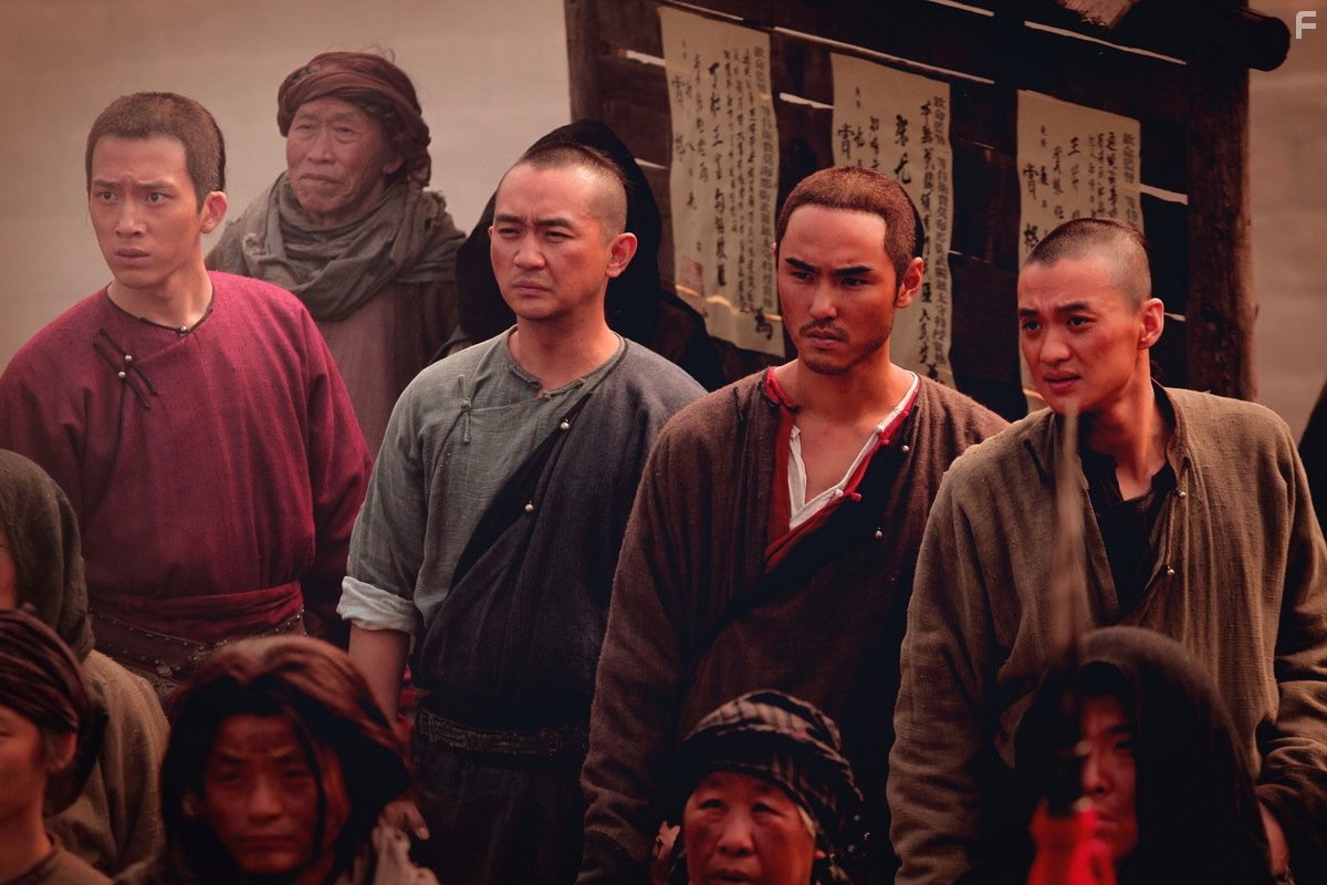 Ethan Juan, Boran Jing, and Yi Wei Zhou in Гильотина (2012)