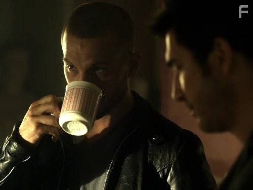 Под прикрытием