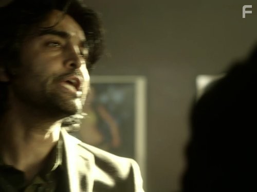 Nicholas Guilak in Под прикрытием (2009)