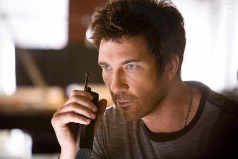 Dylan McDermott in Под прикрытием (2009)