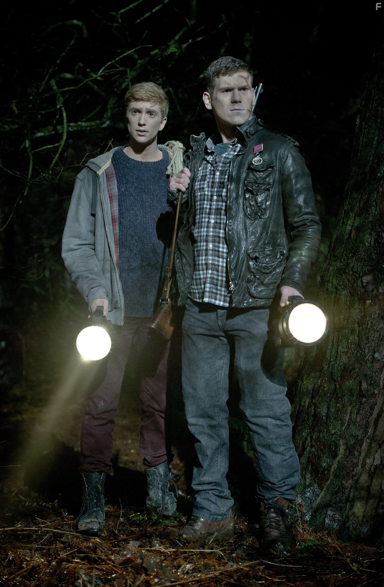 Luke Newberry and David Walmsley in Во плоти (2013)