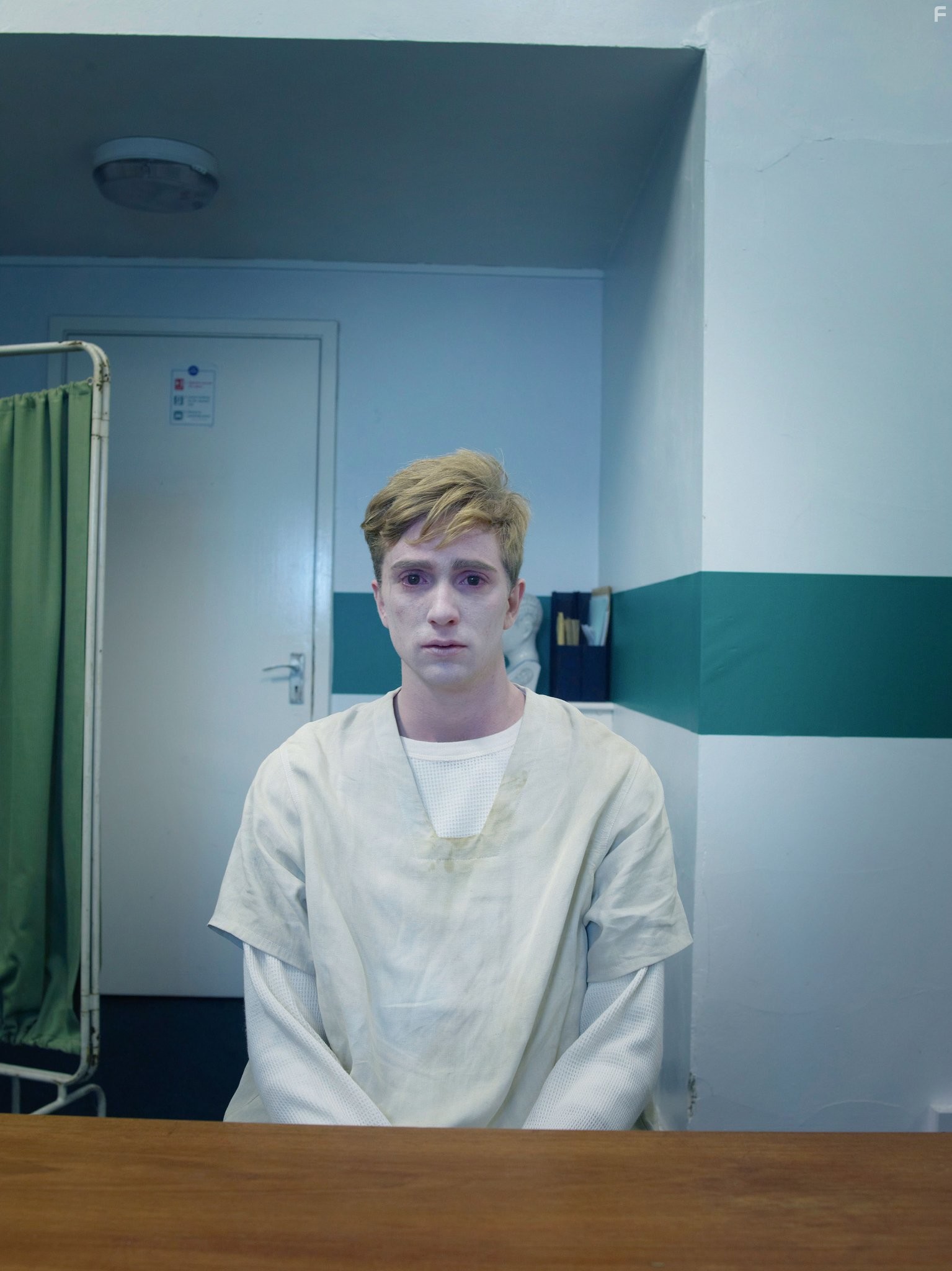 Luke Newberry in Во плоти (2013)