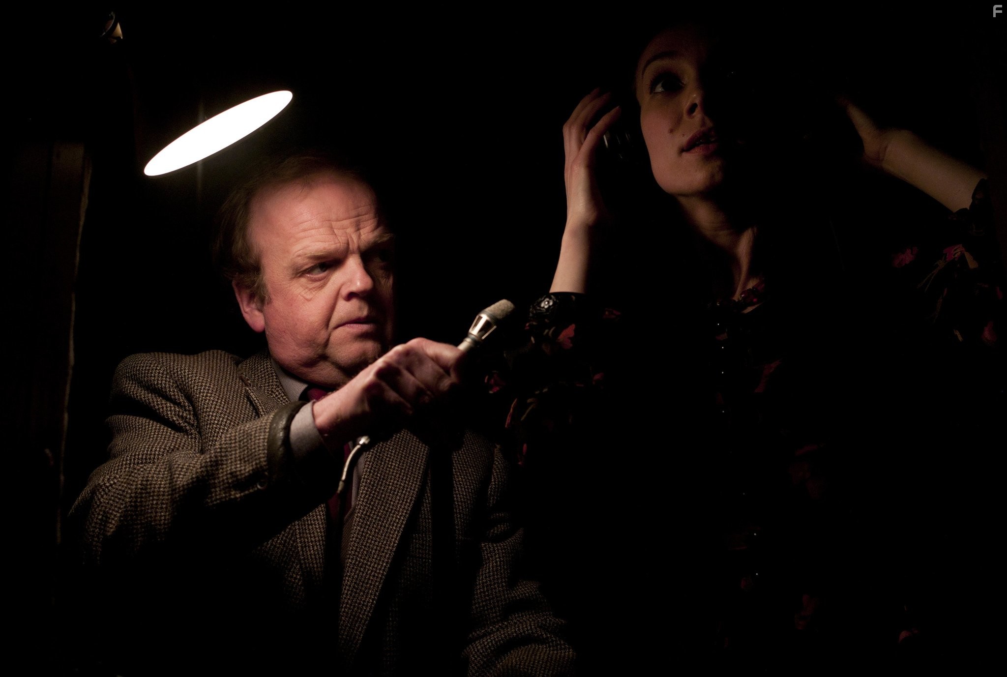 Toby Jones and Fatma Mohamed in Студия звукозаписи 'Берберян' (2012)