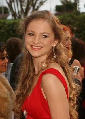 Amhurst World Premiere - Stephanie Hullar