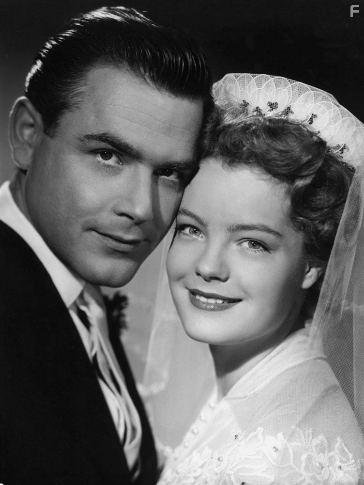 Romy Schneider and Maria Zimmerman in Der letzte Mann (1955)