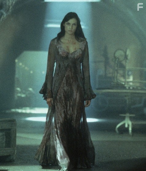 Famke Janssen in Дом ночных призраков (1999)