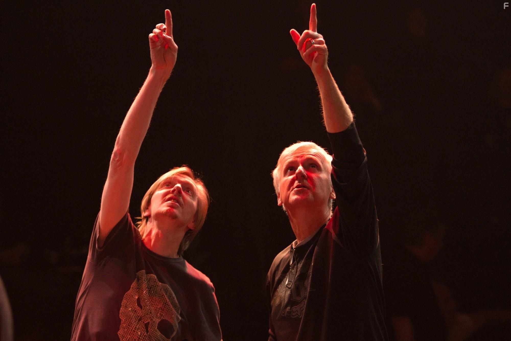 James Cameron and Andrew Adamson in Cirque du Soleil: Сказочный мир (2012)