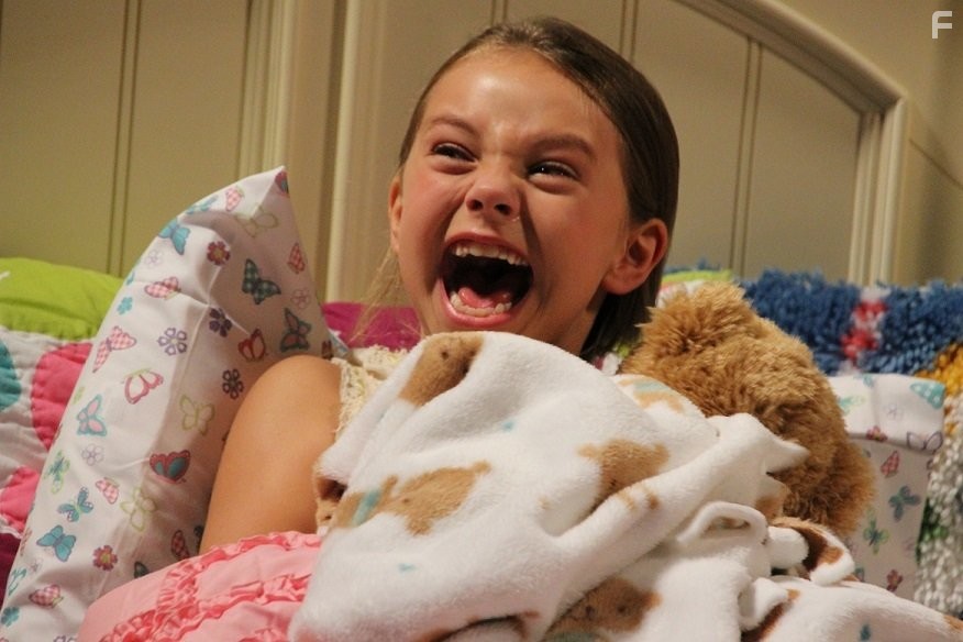 Caitlin Carmichael in Злой (2013)