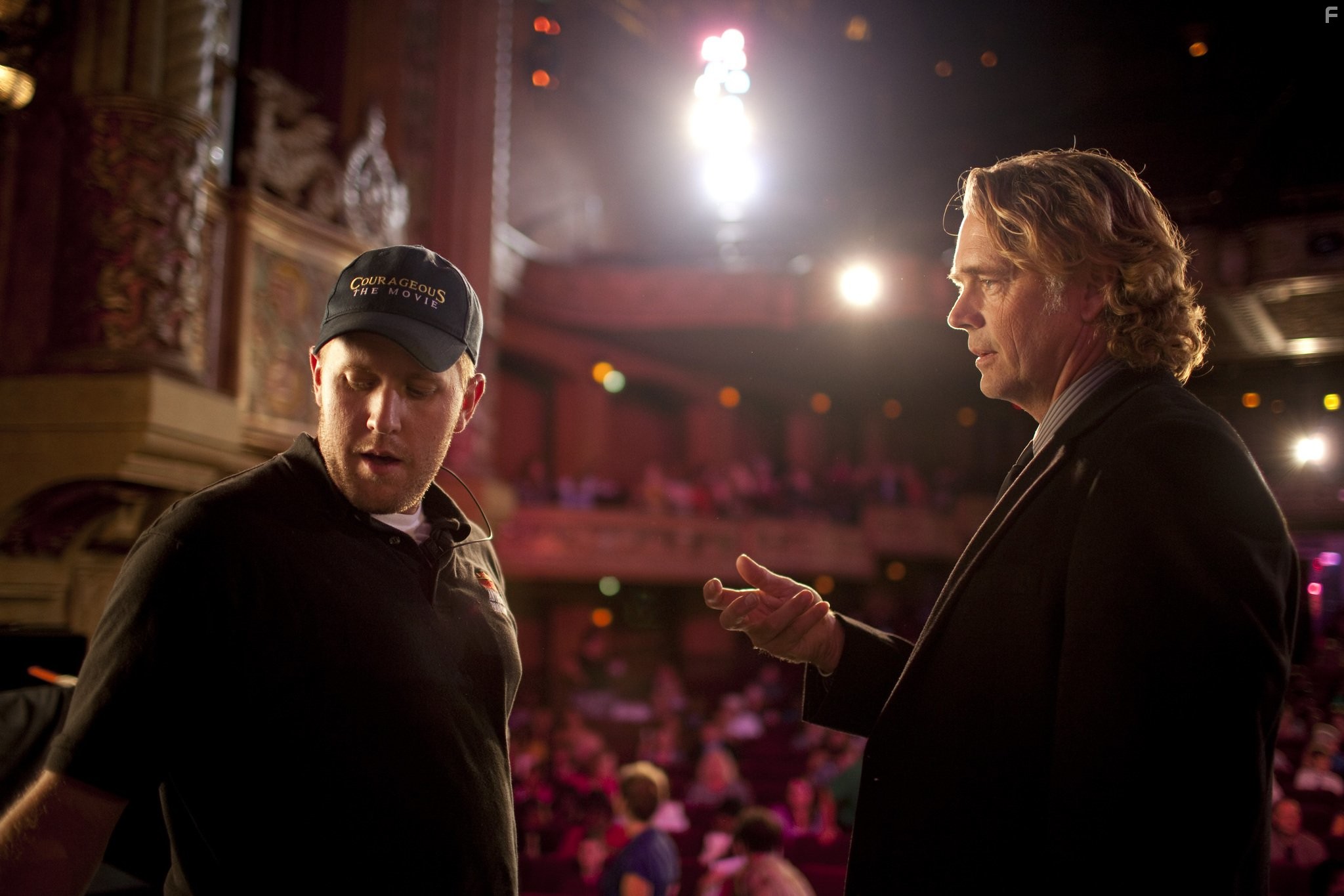 John Schneider in Дитя октября (2011)