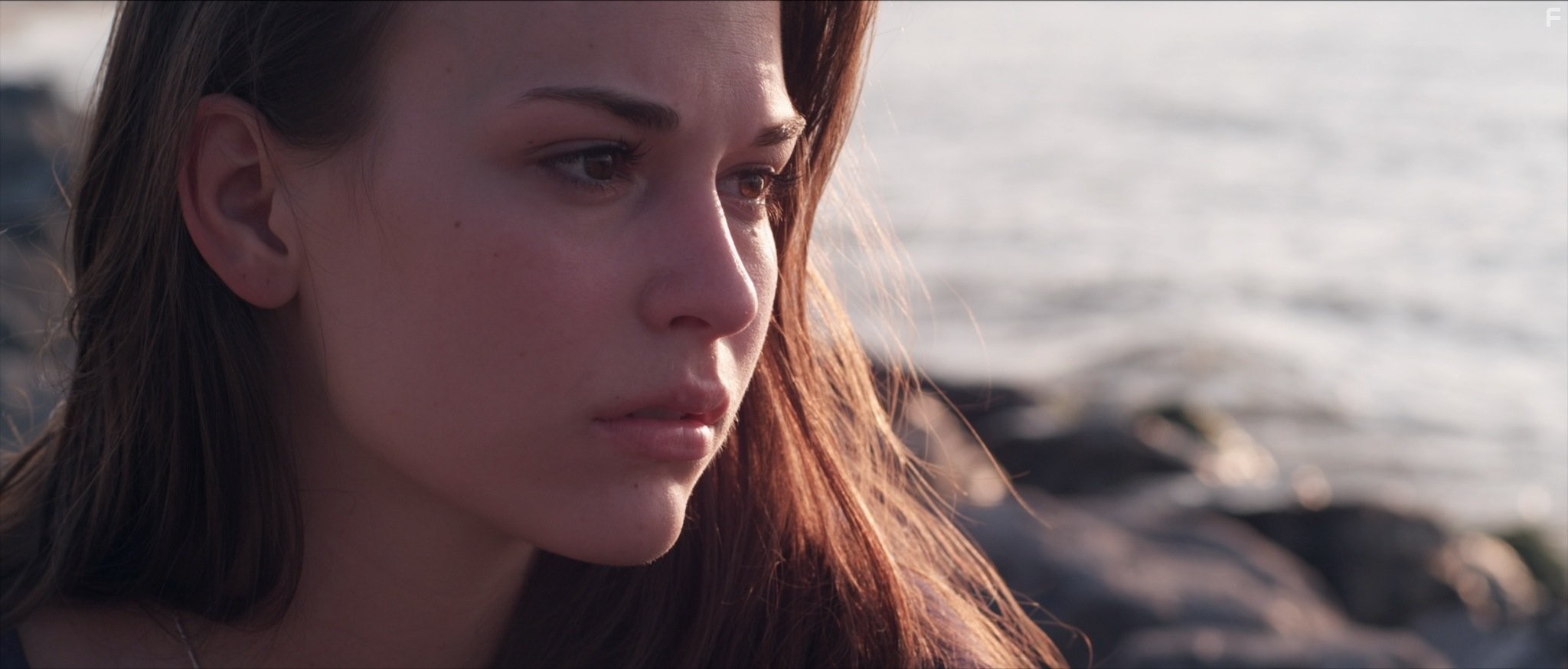 Rachel Hendrix in Дитя октября (2011)