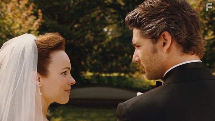 Eric Bana and Rachel McAdams in Жена путешественника во времени (2009)