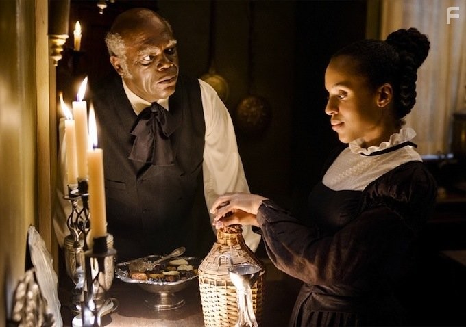 Samuel L. Jackson and Kerry Washington in Джанго освобожденный (2012)