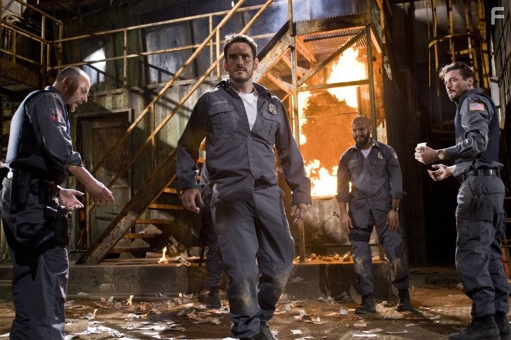 Skeet Ulrich, Matt Dillon, and Amaury Nolasco in Инкассатор (2009)