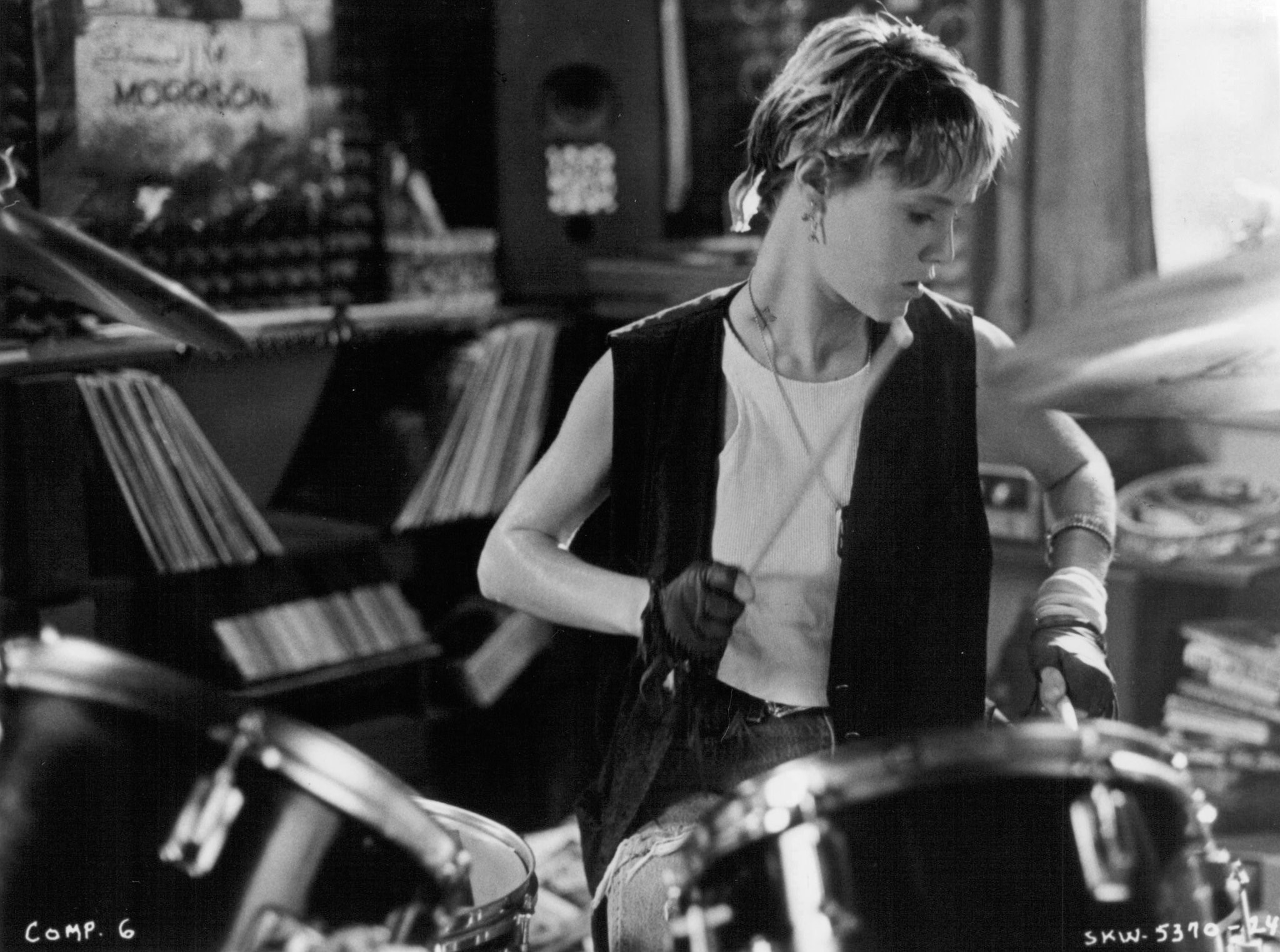 Mary Stuart Masterson in Чyдеса своего рода (1987)