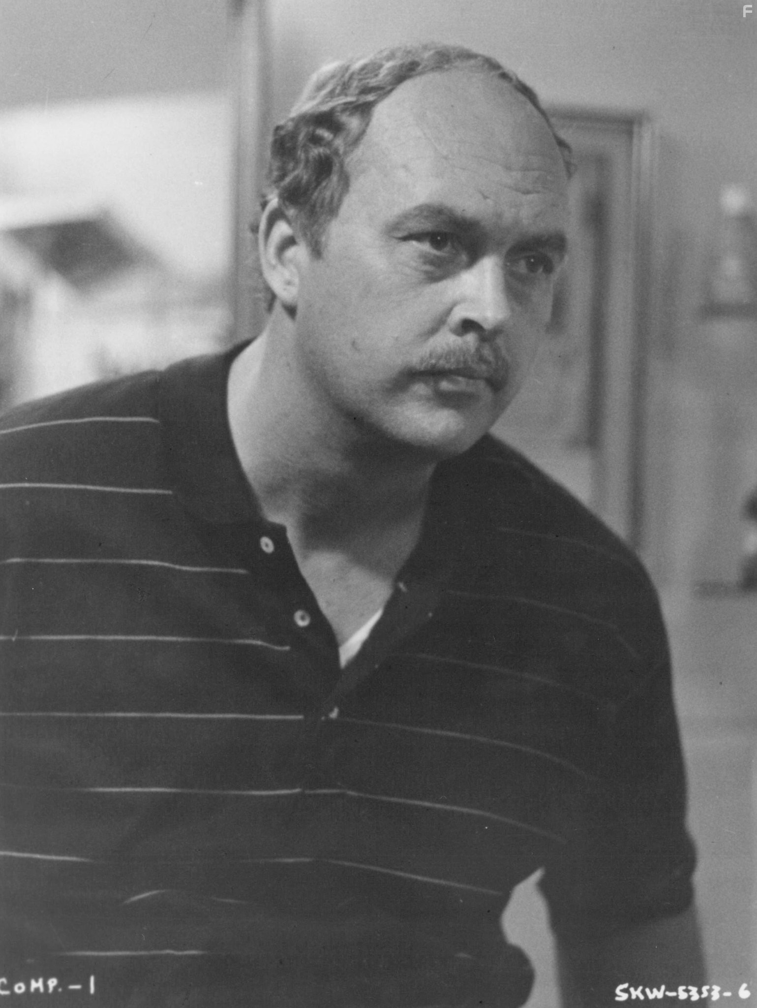 John Ashton in Чyдеса своего рода (1987)