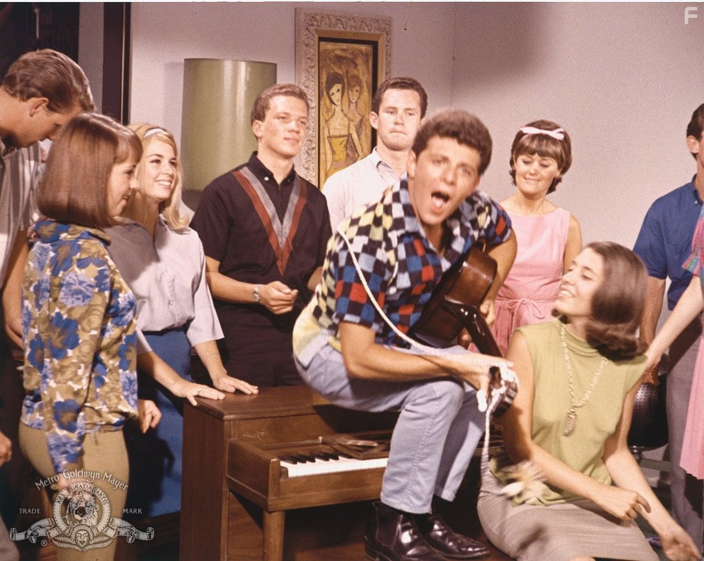 Уж лучше в Швецию!