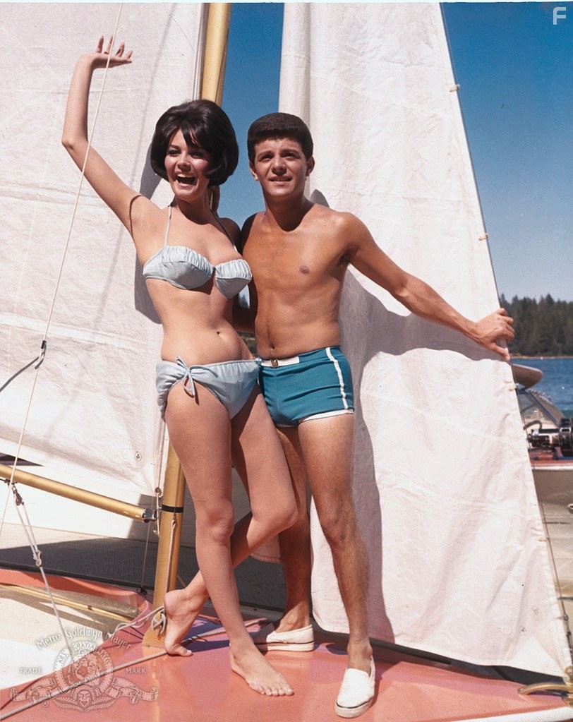 Frankie Avalon and Rosemarie Frankland in I'll Take Sweden (1965)