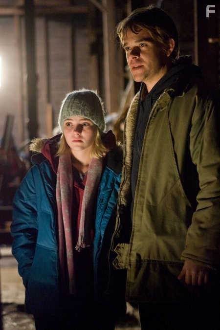 Nick Stahl and AnnaSophia Robb in Лунатизм (2008)