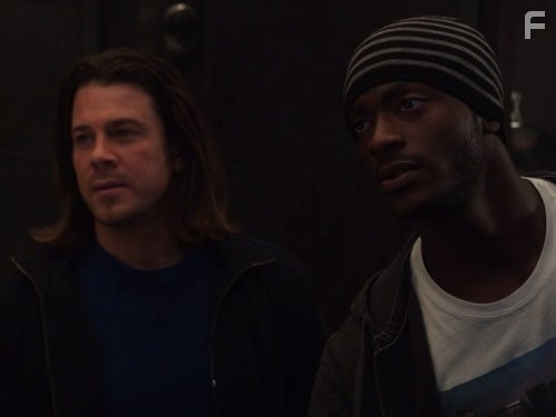 Aldis Hodge and Christian Kane in Воздействие (2008)
