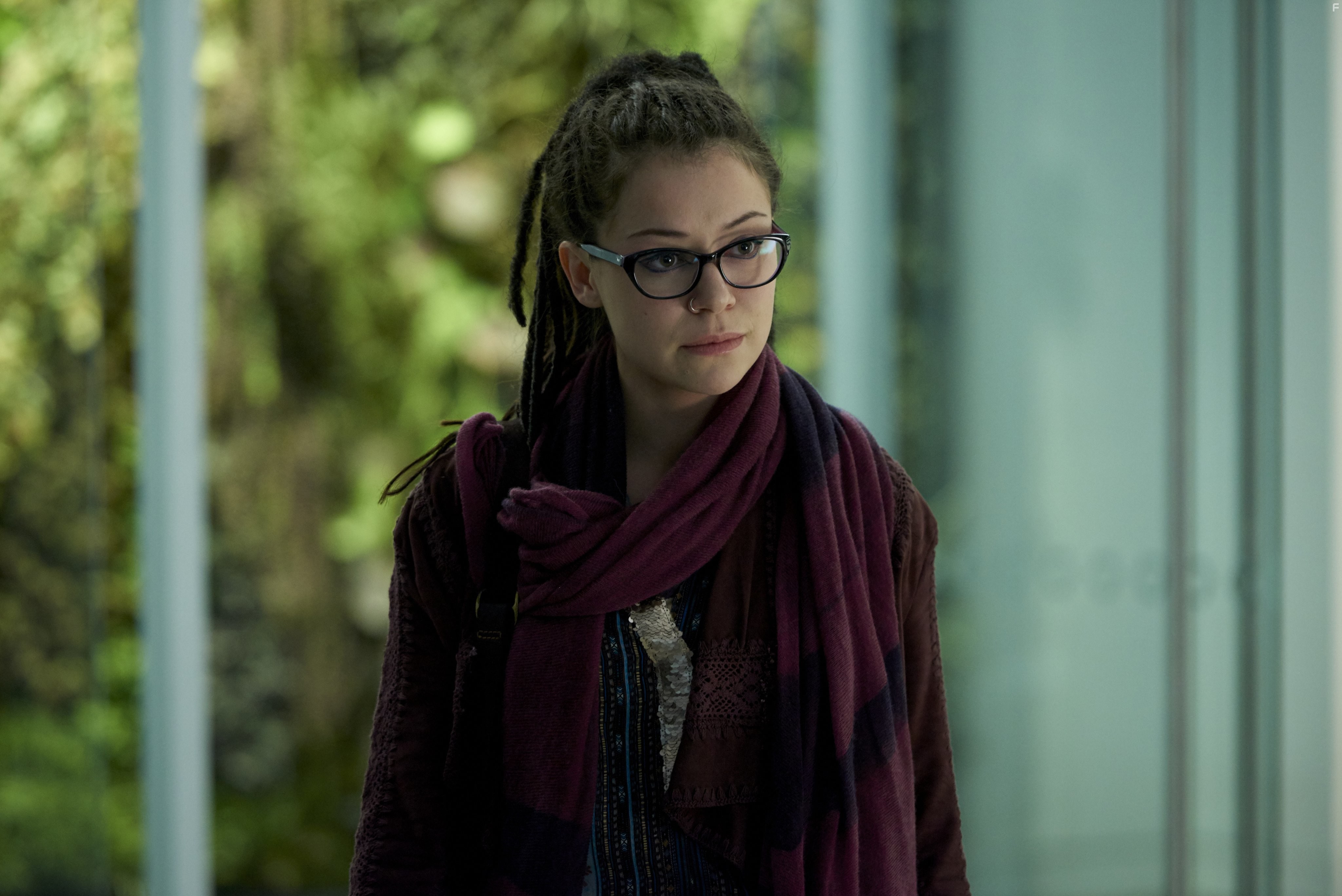 Tatiana Maslany in Тёмное дитя (2013)