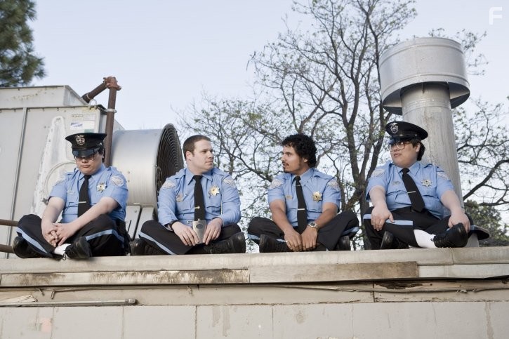 Michael Pe?a, Seth Rogen, John Yuan, and Matt Yuan in Типа крутой охранник (2009)