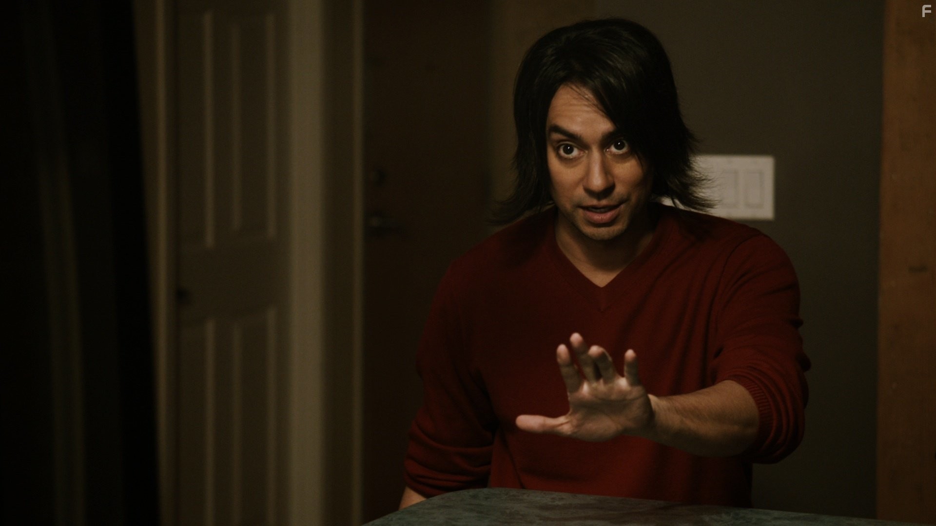 Vik Sahay in Секс и ничего лишнего (2012)