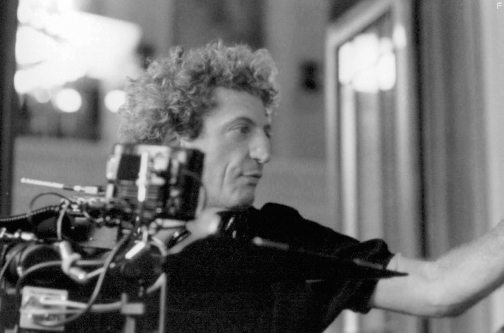 ?lie Chouraqui in Спасти Хэррисона (2000)