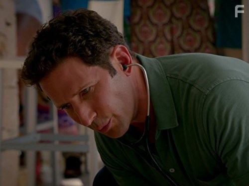 Mark Feuerstein in Дорогой доктор (2009)