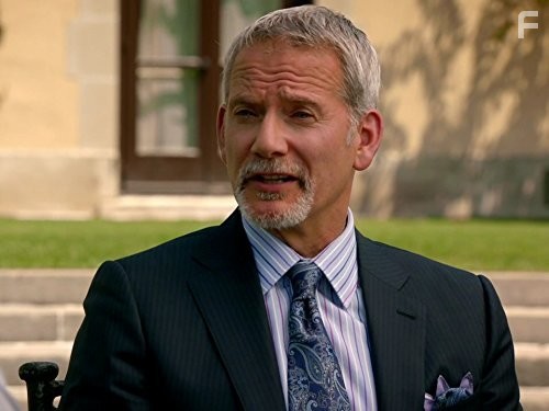Campbell Scott in Дорогой доктор (2009)