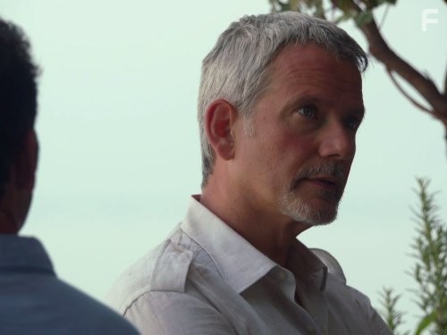 Campbell Scott in Дорогой доктор (2009)