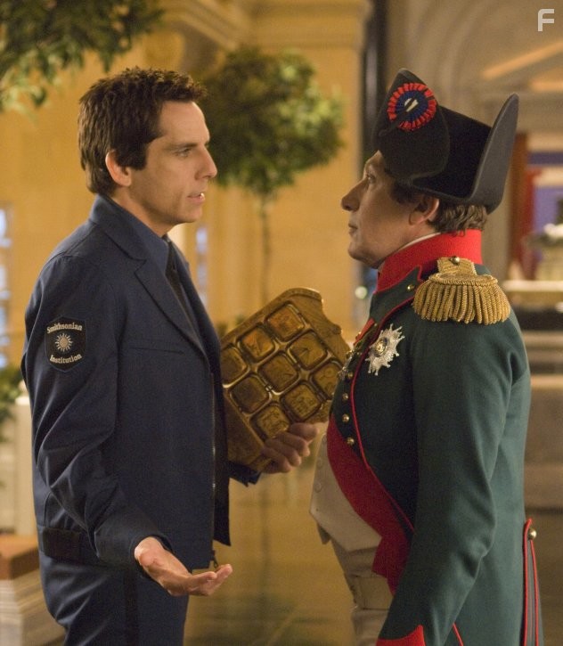Ben Stiller and Alain Chabat in Ночь в музее 2 (2009)