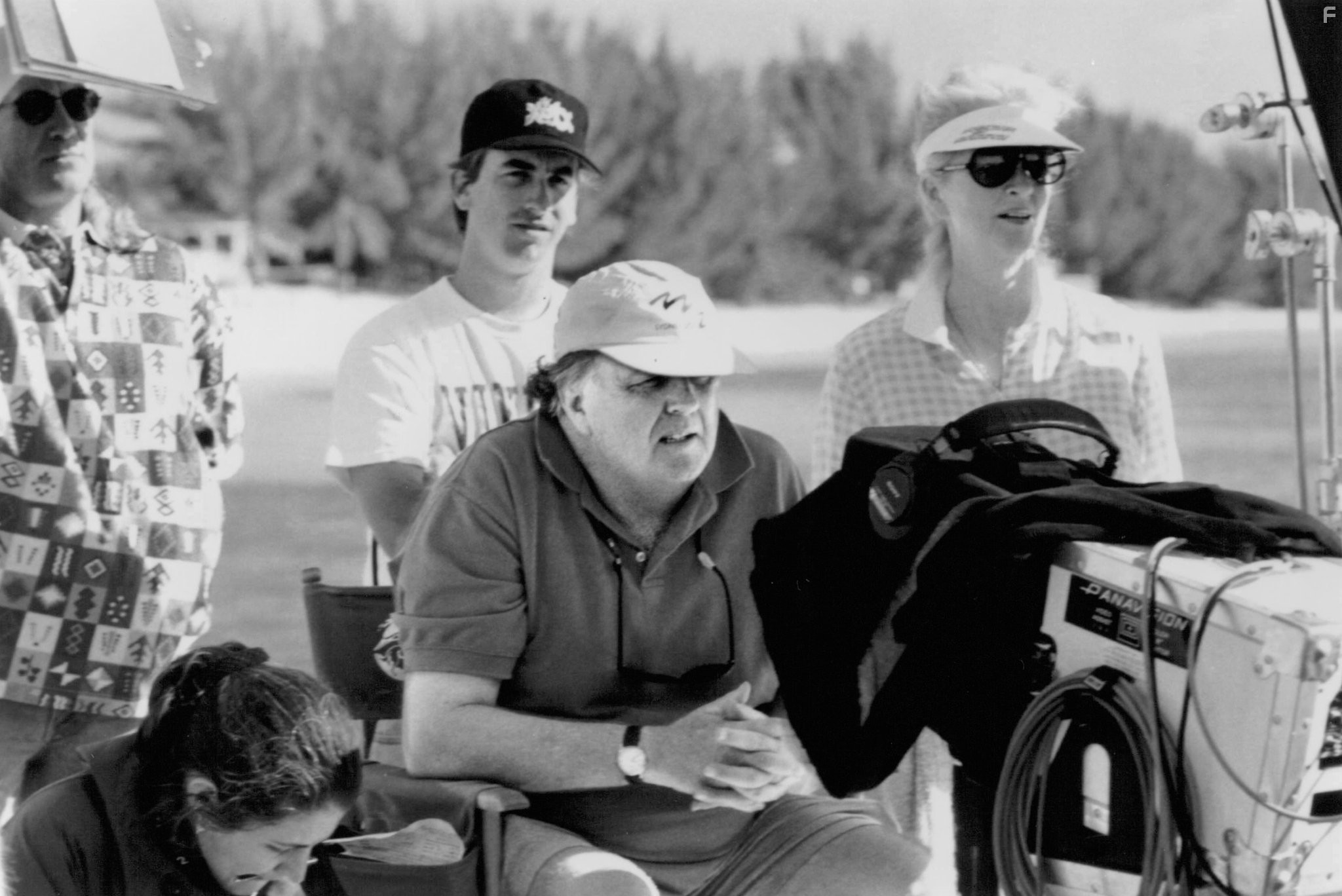 George Miller in Зевс и Роксана (1997)