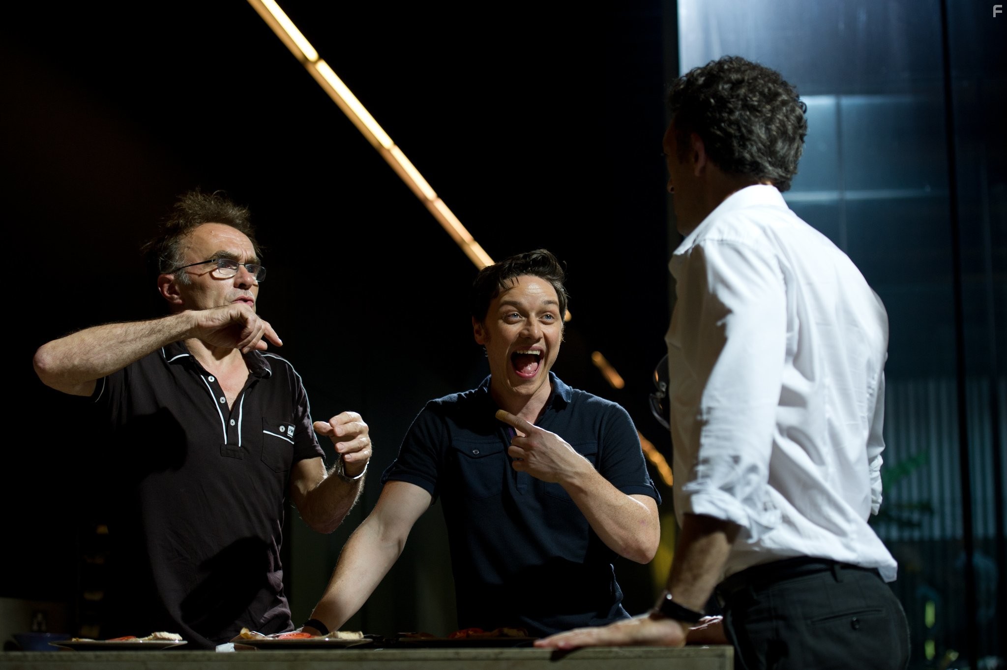 Danny Boyle, Vincent Cassel, and James McAvoy in Транс (2013)