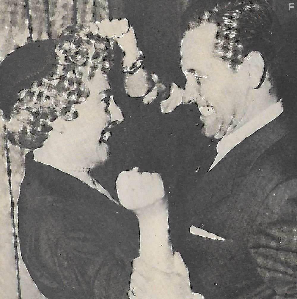 William Holden and Barbara Stanwyck in Номер для директоров (1954)