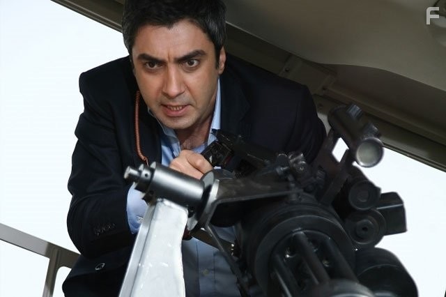 Necati Sasmaz in Долина волков: Западня (2007)