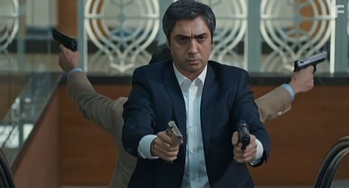 Necati Sasmaz in Долина волков: Западня (2007)