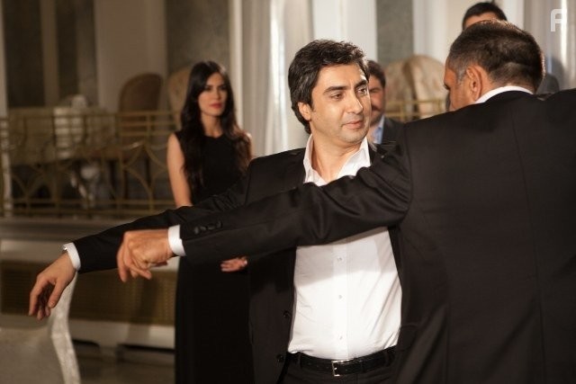 Necati Sasmaz and G?rkan Uygun in Долина волков: Западня (2007)