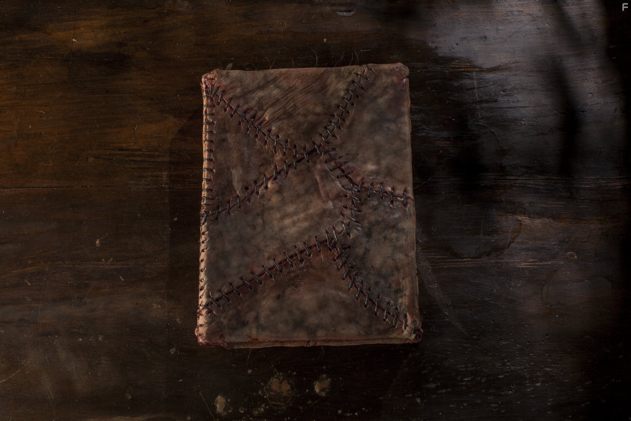 Зловещие мертвецы: Черная книга (2013)