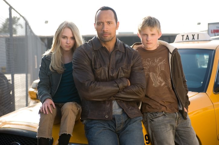 Dwayne Johnson, AnnaSophia Robb, and Alexander Ludwig in Ведьмина гора (2009)