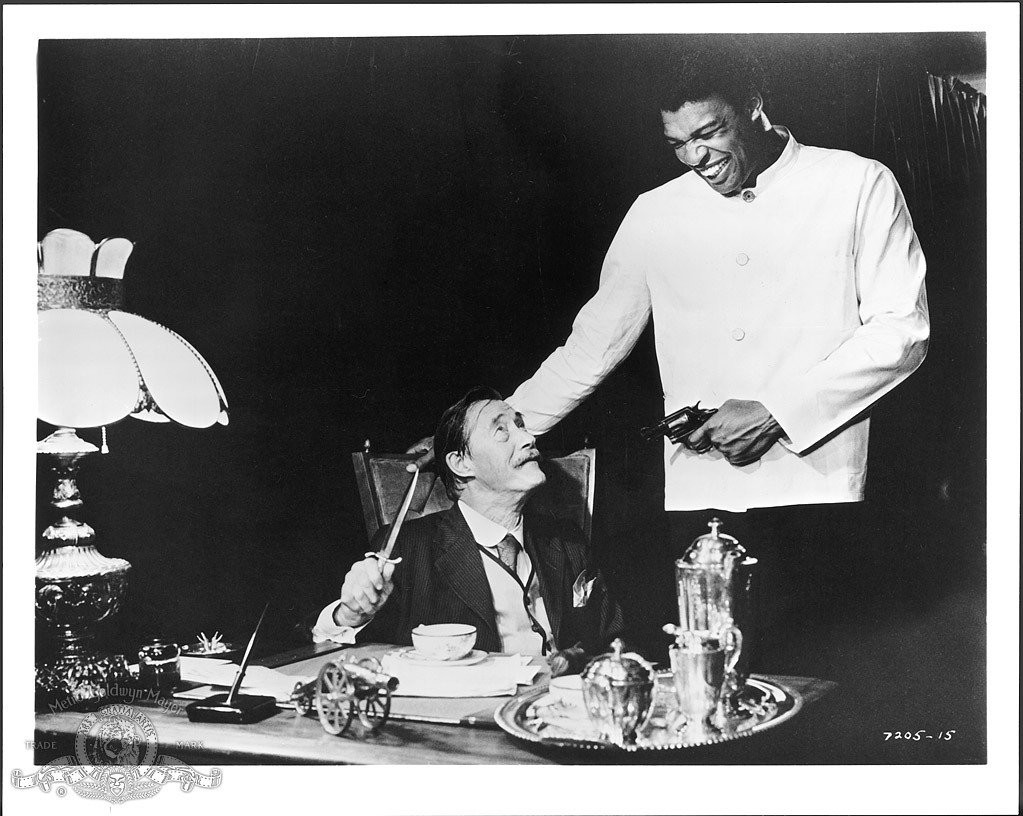 John Carradine and Bernie Casey in Берта по прозвищу 'Товарный вагон' (1972)