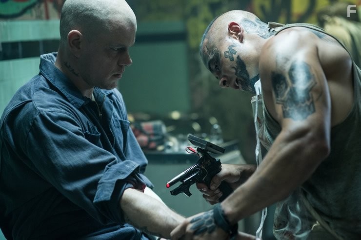 Matt Damon in Элизиум: Рай не на Земле (2013)