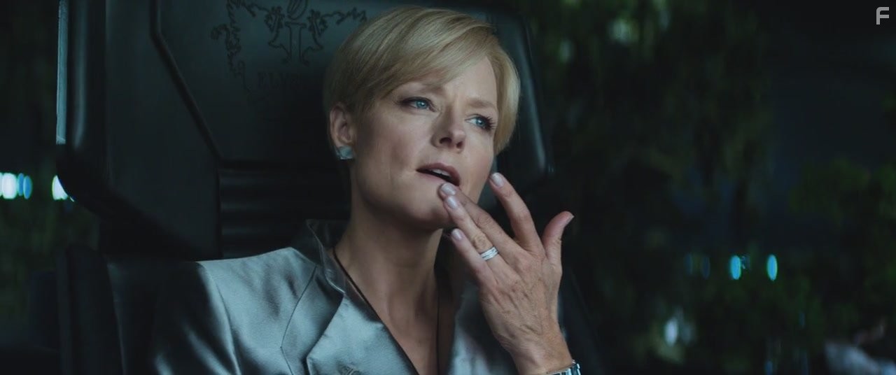 Jodie Foster in Элизиум: Рай не на Земле (2013)