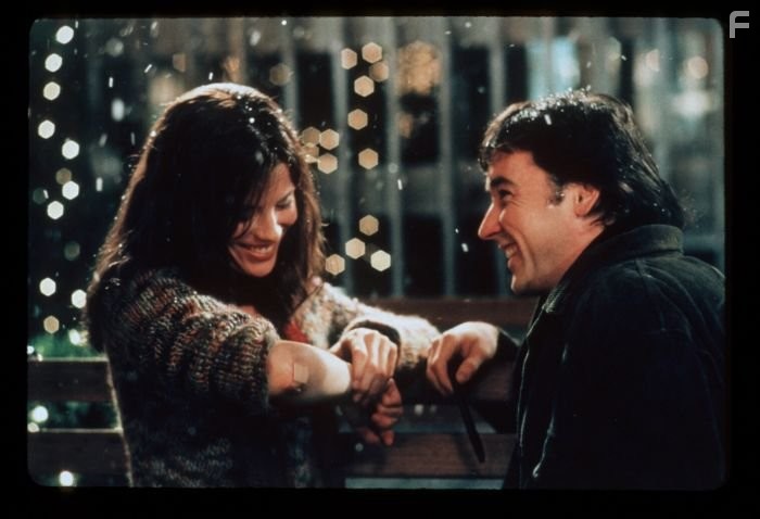 John Cusack and Kate Beckinsale in Интуиция (2001)