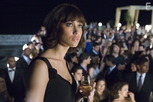 Olga Kurylenko in Квант милосердия (2008)