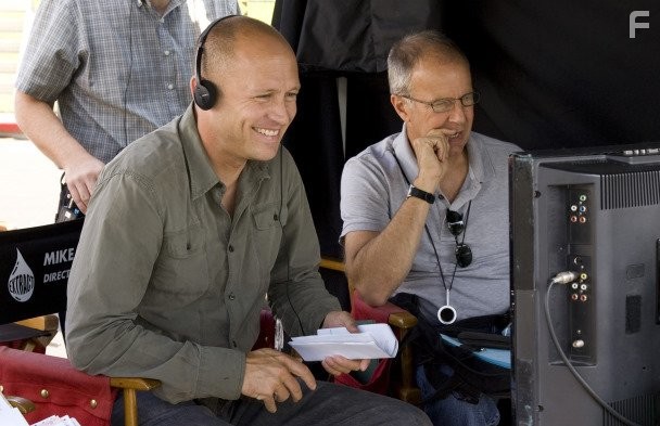 Mike Judge in Экстракт (2009)