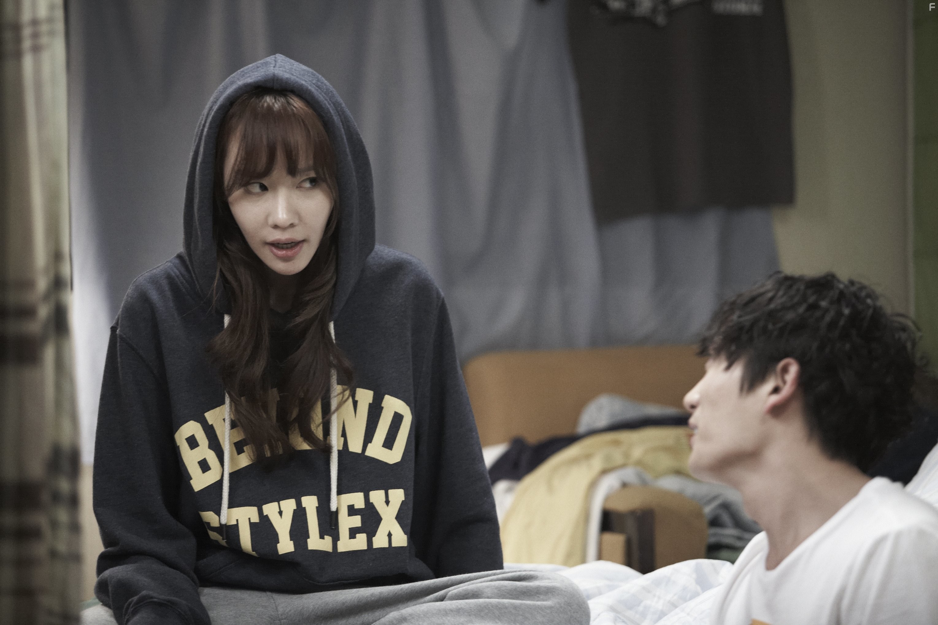 Seong Ji and Ah-jung Kim in Na-eui PS pa-teu-neo (2012)