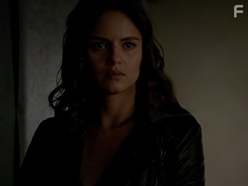 Дневники вампира (2009)