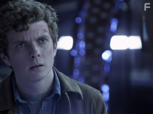 Erik Knudsen in Континуум (2012)